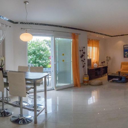 Banjol Apartment Annabela المظهر الخارجي الصورة
